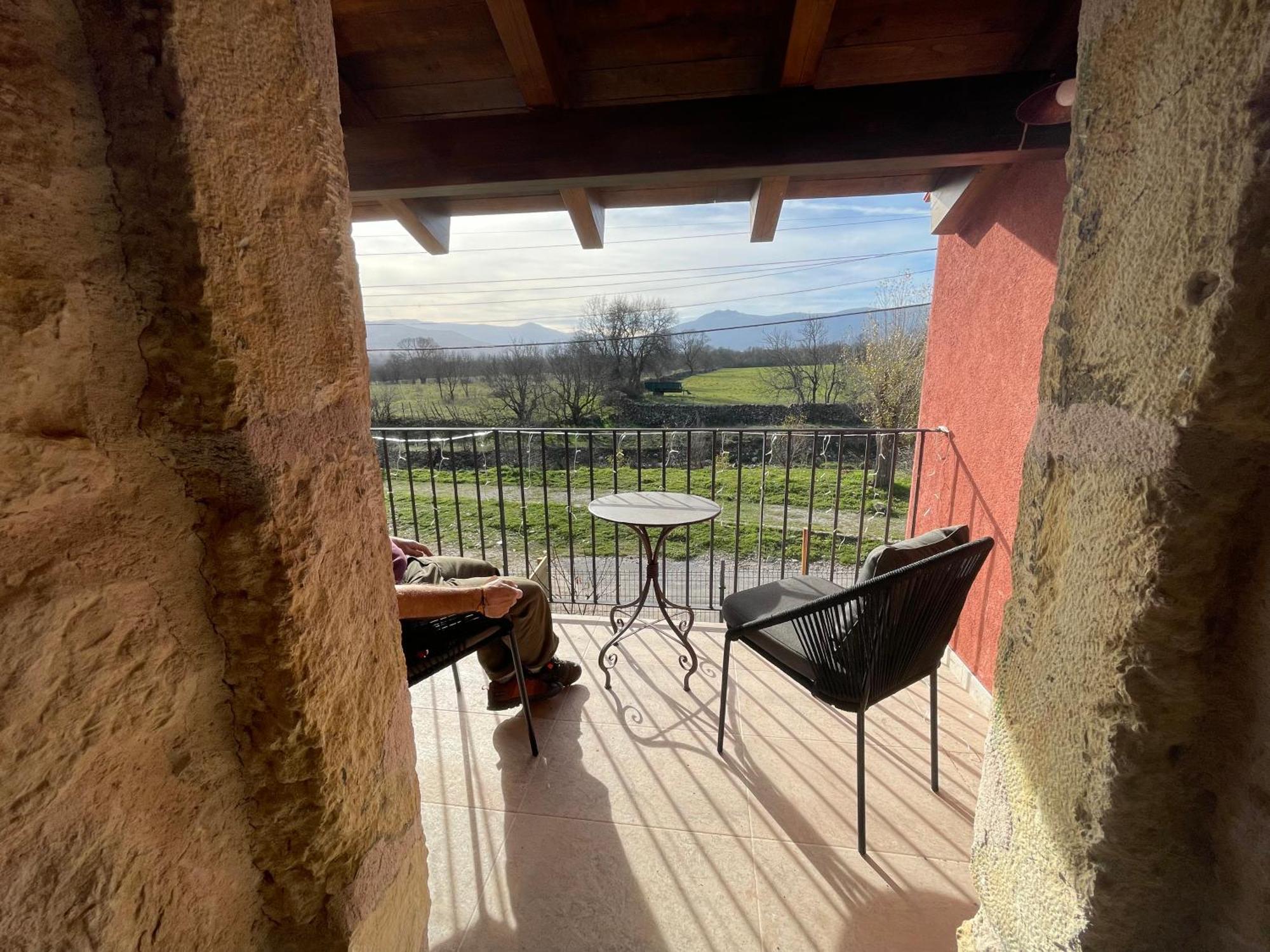 La Casa Del Cantero Pinilla del Valle Eksteriør bilde