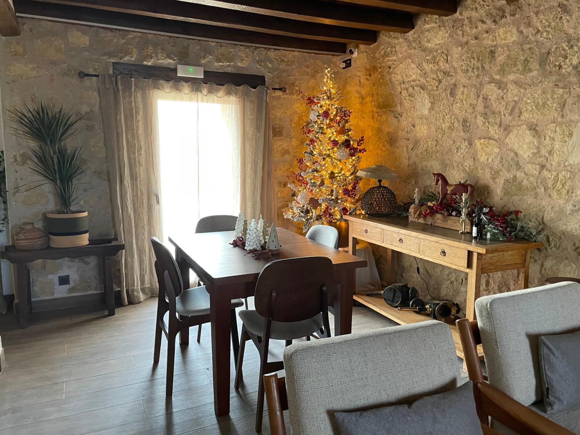 La Casa Del Cantero Pinilla del Valle Eksteriør bilde