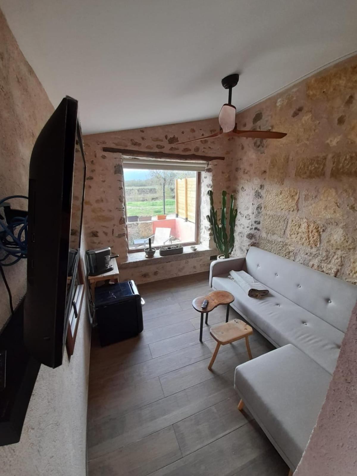 La Casa Del Cantero Pinilla del Valle Eksteriør bilde