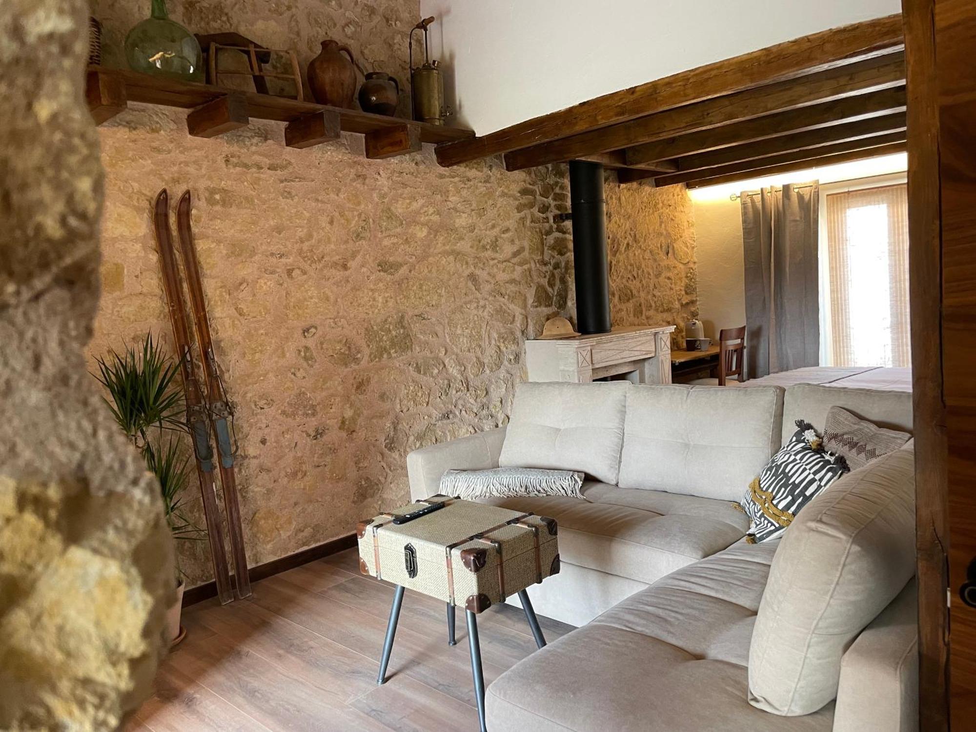 La Casa Del Cantero Pinilla del Valle Eksteriør bilde