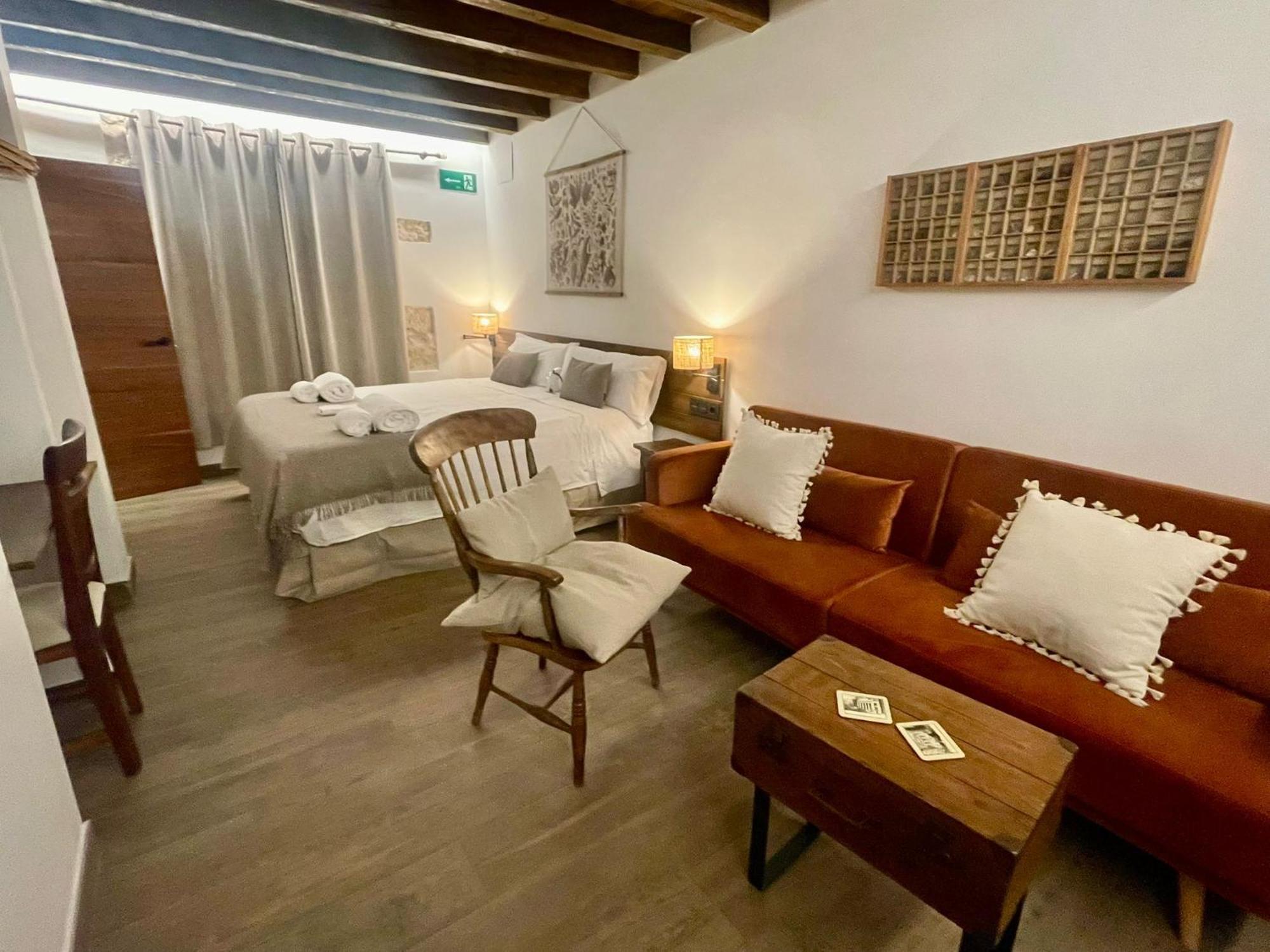 La Casa Del Cantero Pinilla del Valle Eksteriør bilde